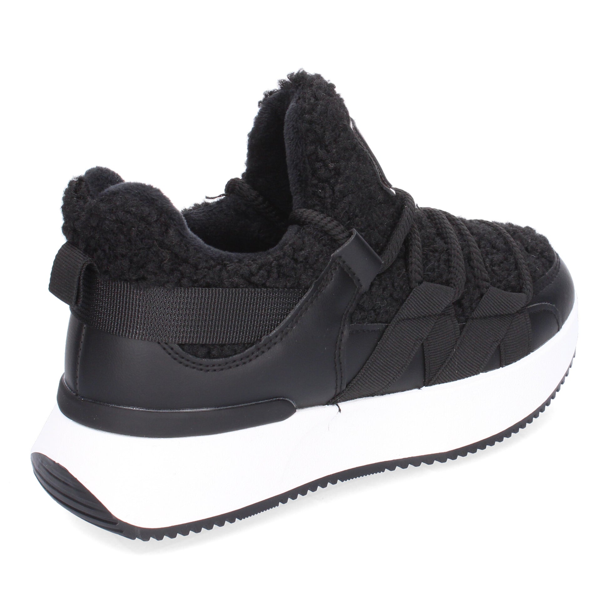 Zapatillas deportivas negras borreguillo