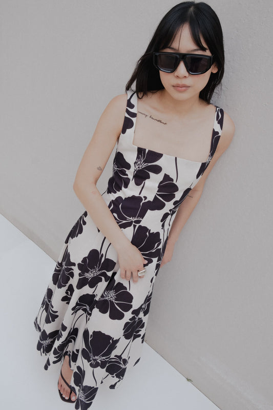 Vestido midi estampado de tirantes y escote cuadrado para mujer