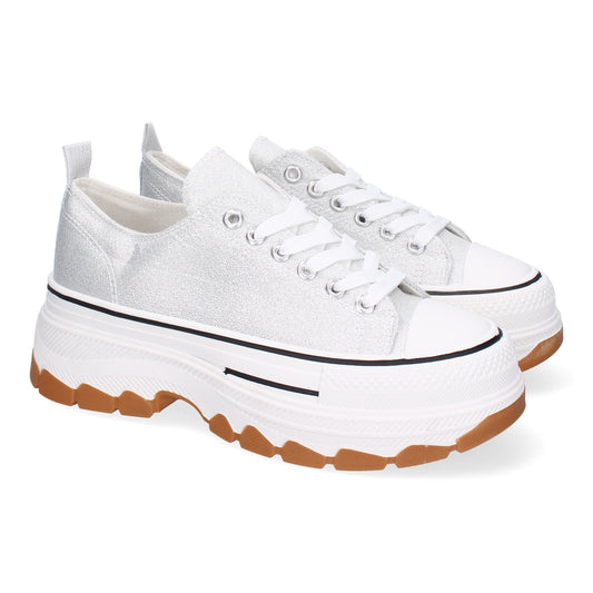 Zapatilla de plataforma para mujer en color plata, estilo bamba de lona.