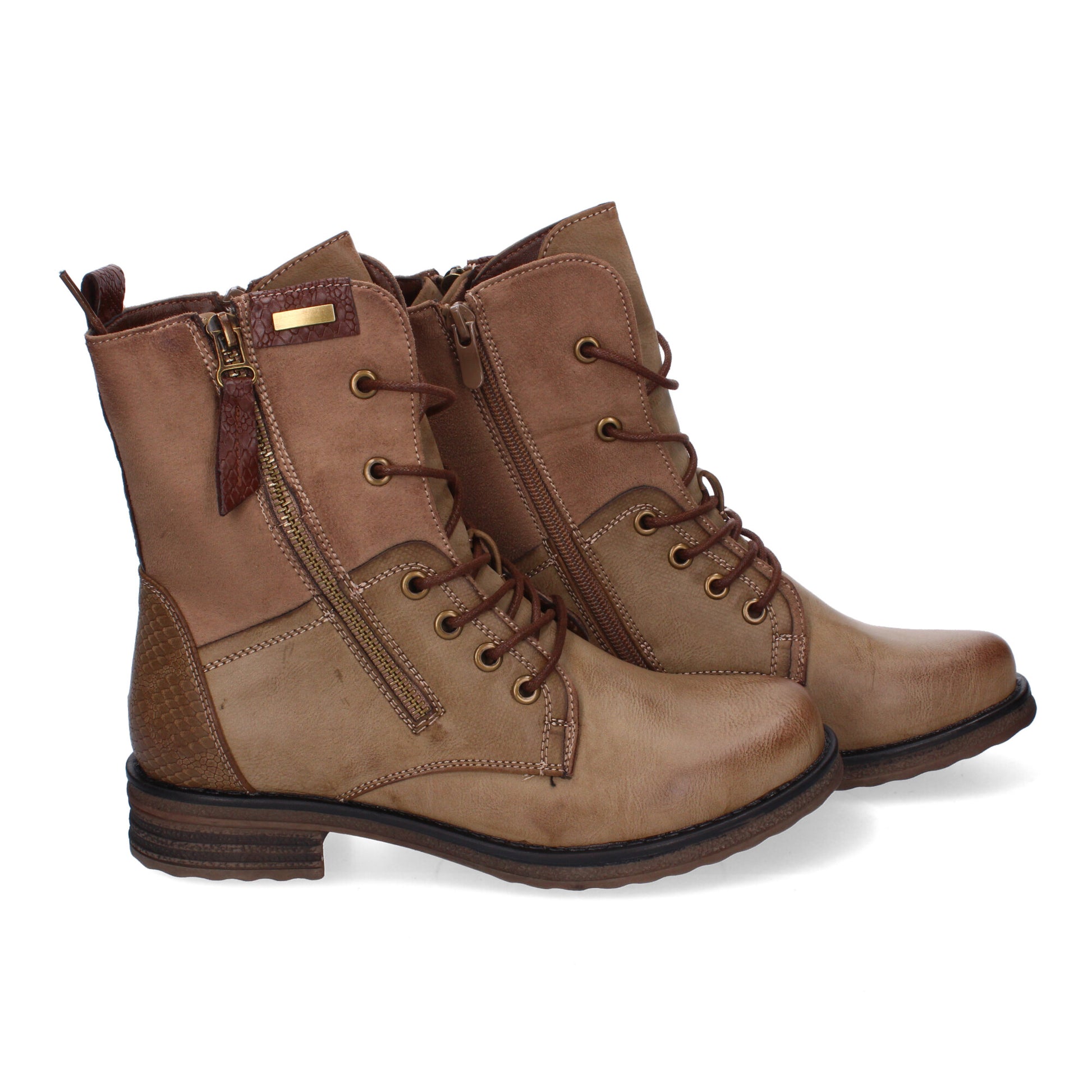 Botas casual kaki con cordones