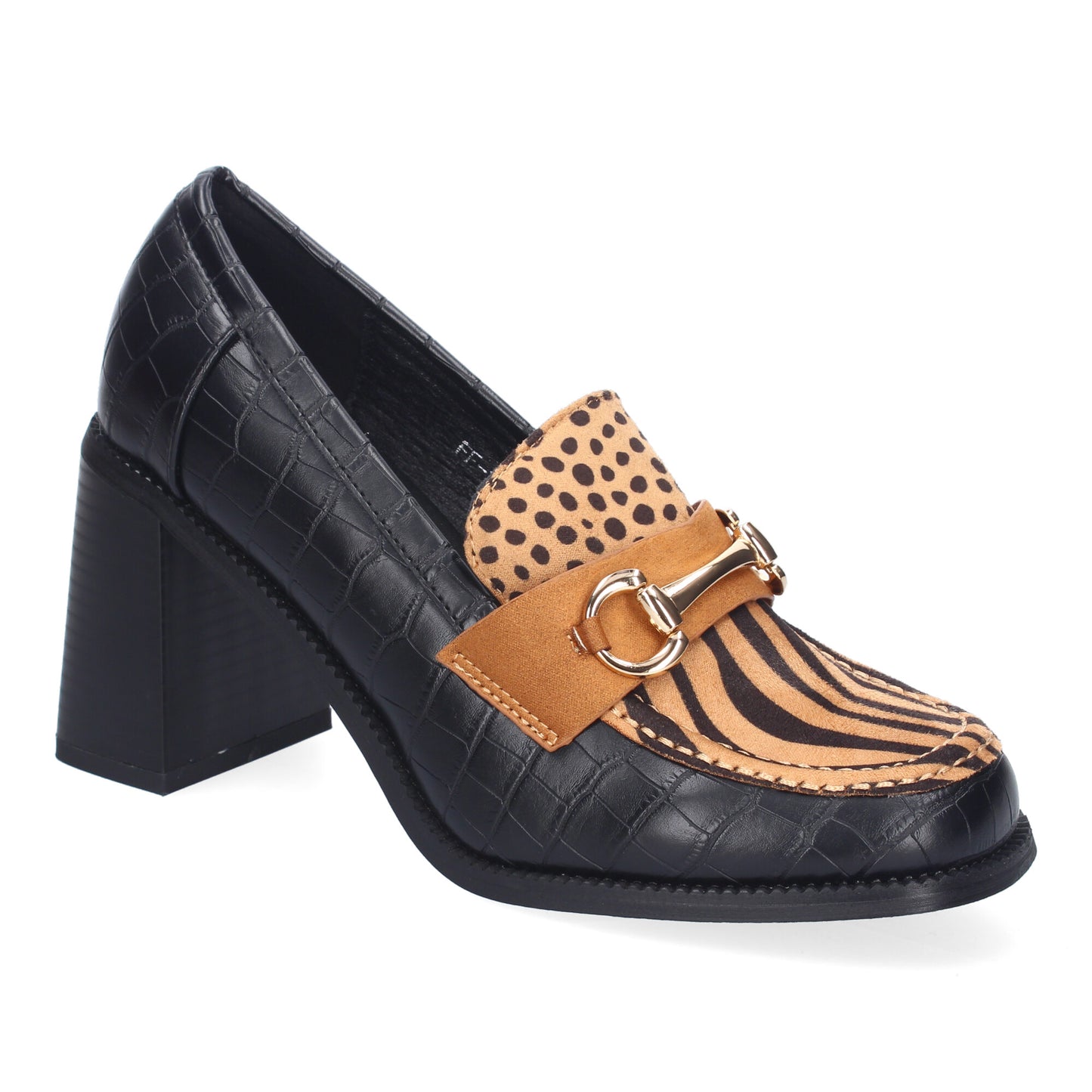 Mocasín de Tacón Camel con Detalle Metálico