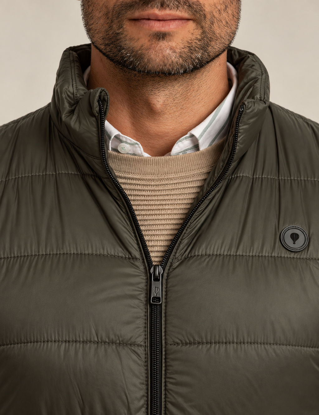 Chaleco Acolchado Verde con Cuello Alto para Hombre