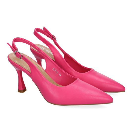 Zapato de salón color fucsia para mujer con tacón y puntera fina. Diseño con talón abierto y hebilla ajustable en el tobillo.