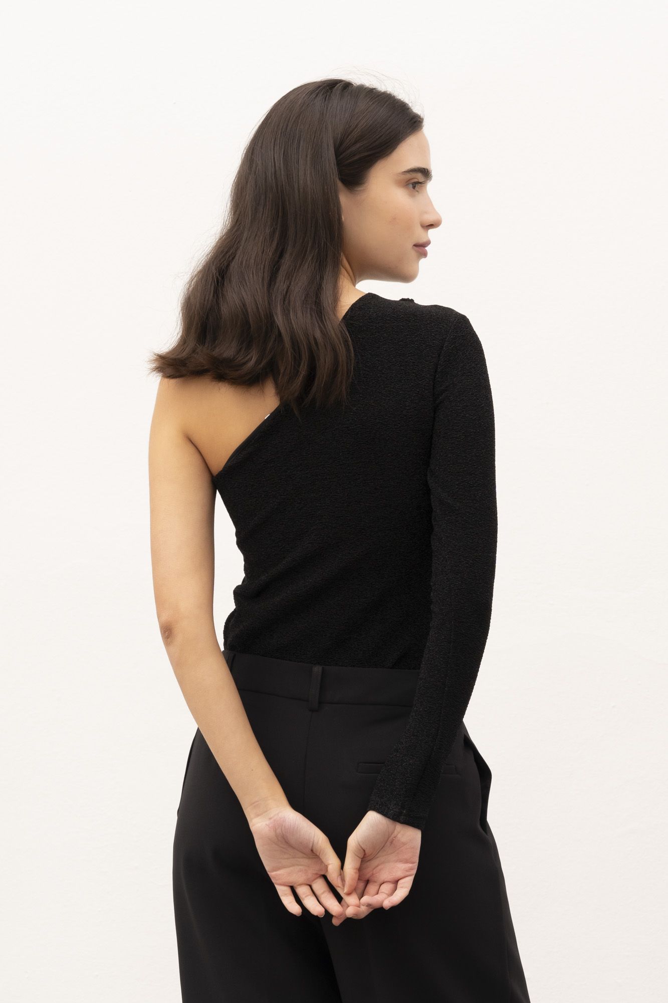 Body negro asimétrico sexy manga larga ajustado urban chic
