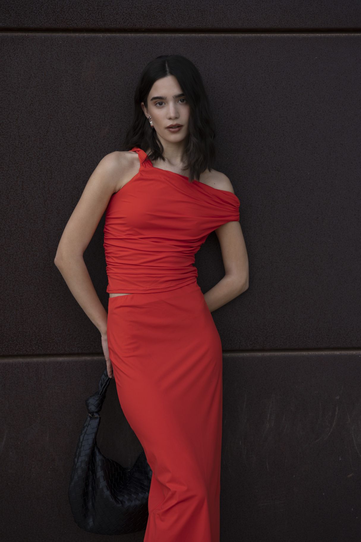 Falda midi poliamida elegante y cómoda de Emarola & Co