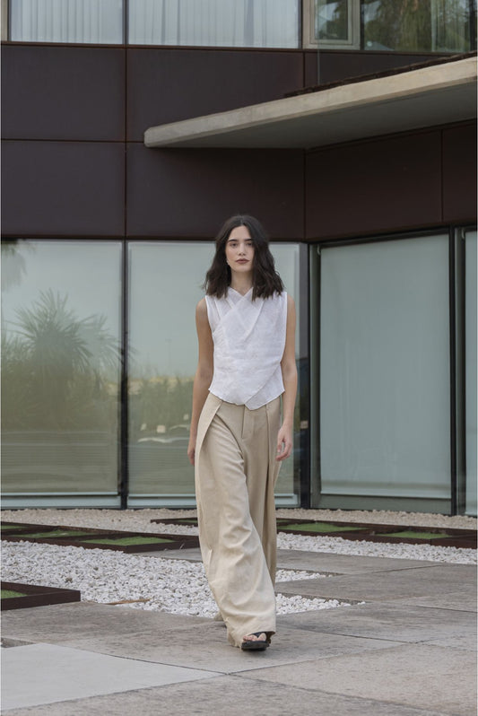 Cuerpo cruzado lino original y elegante de Emarola & Co