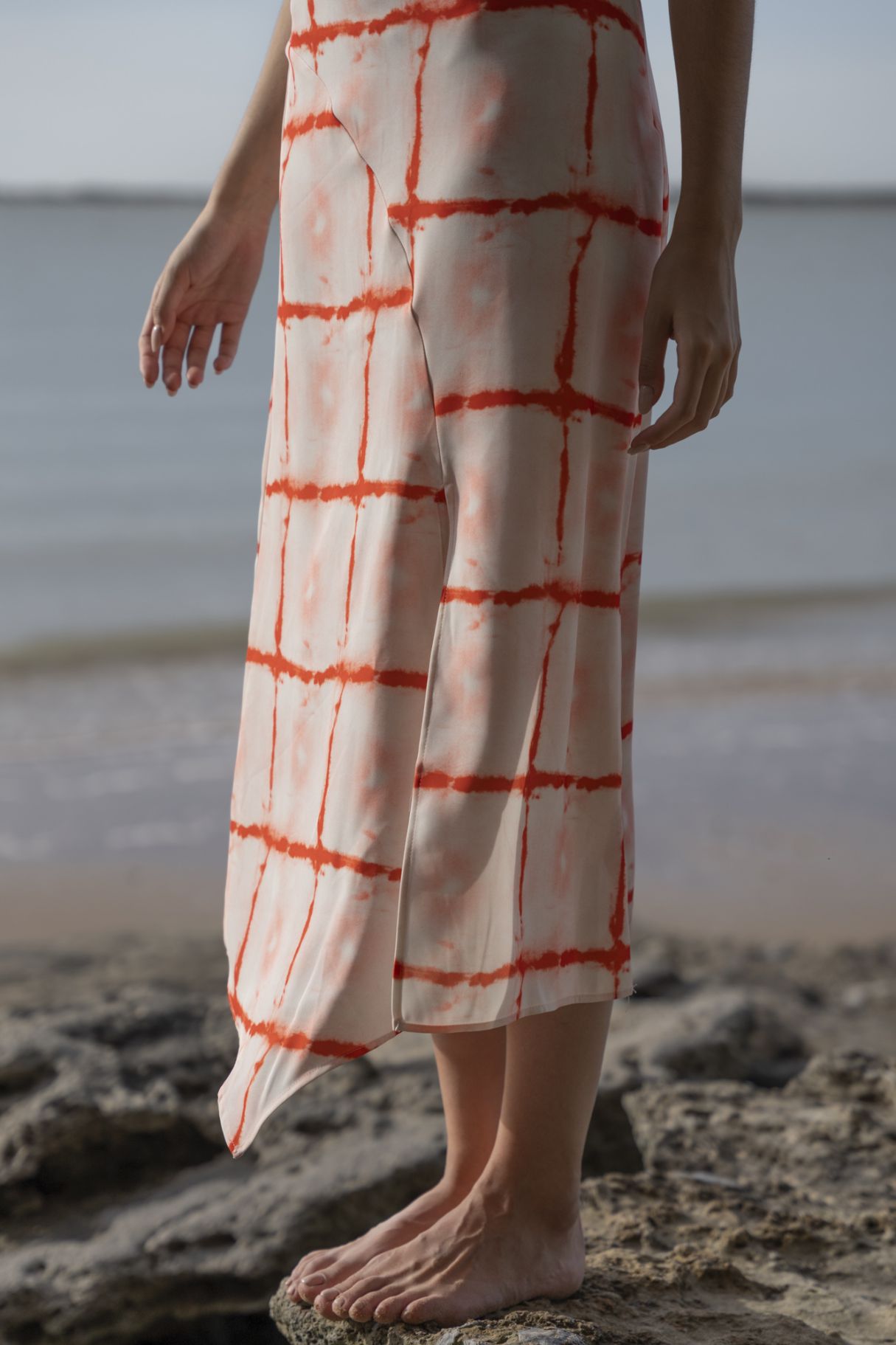 Falda midi estampada muy original y cómoda de Emarola & Co