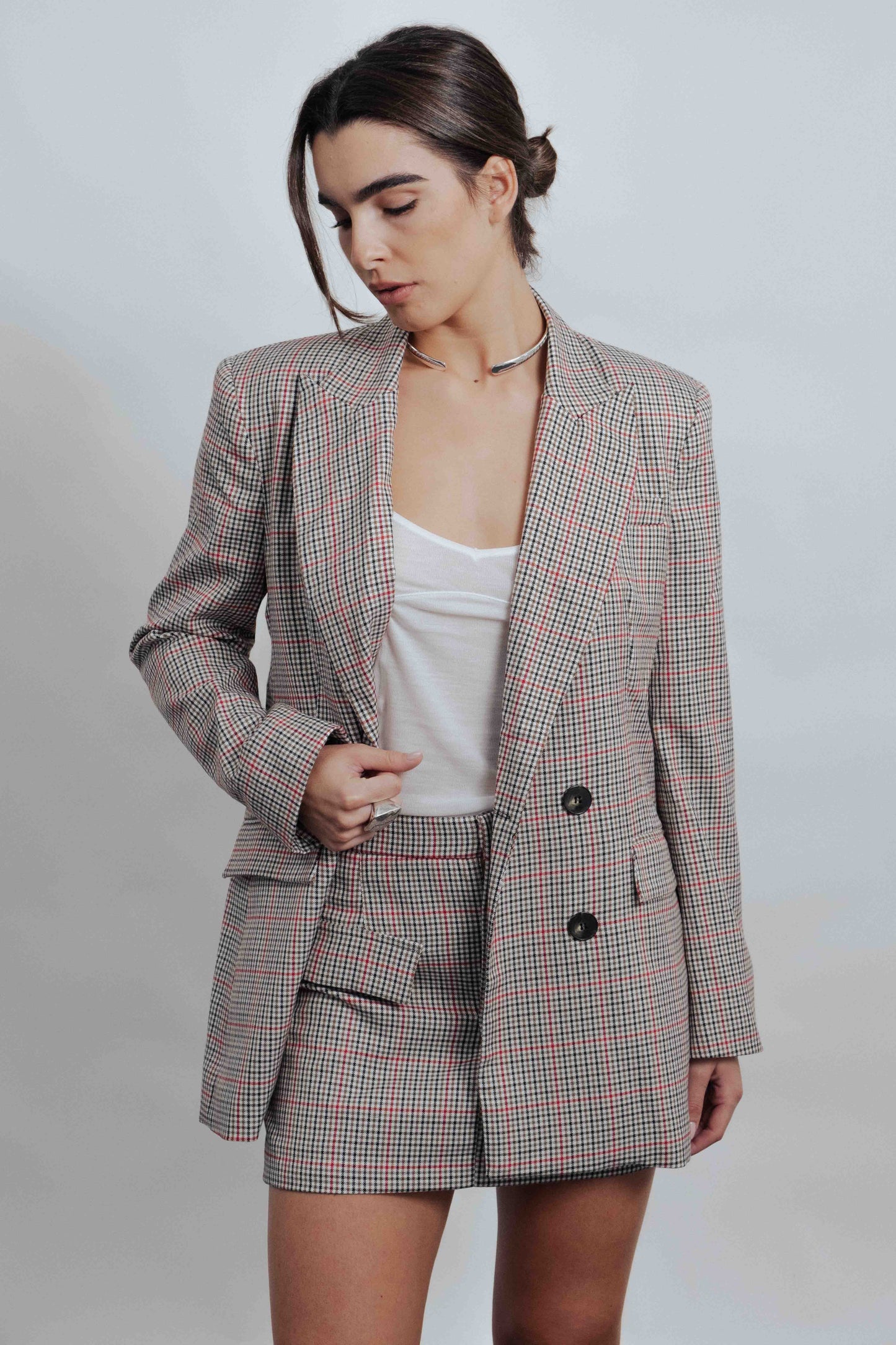 Blazer cruzada marrón botones estilo sastre mujer
