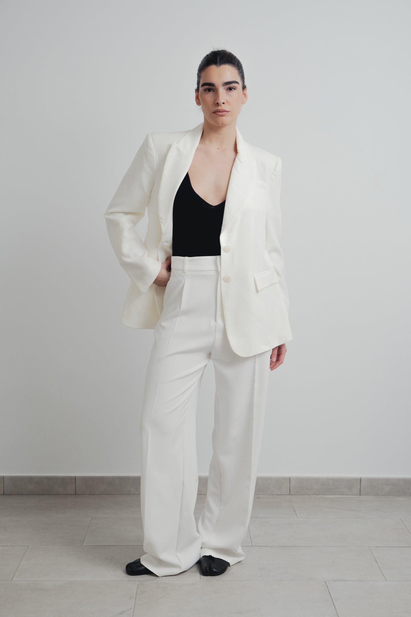 Blazer de sastre recta en color crudo sostenible