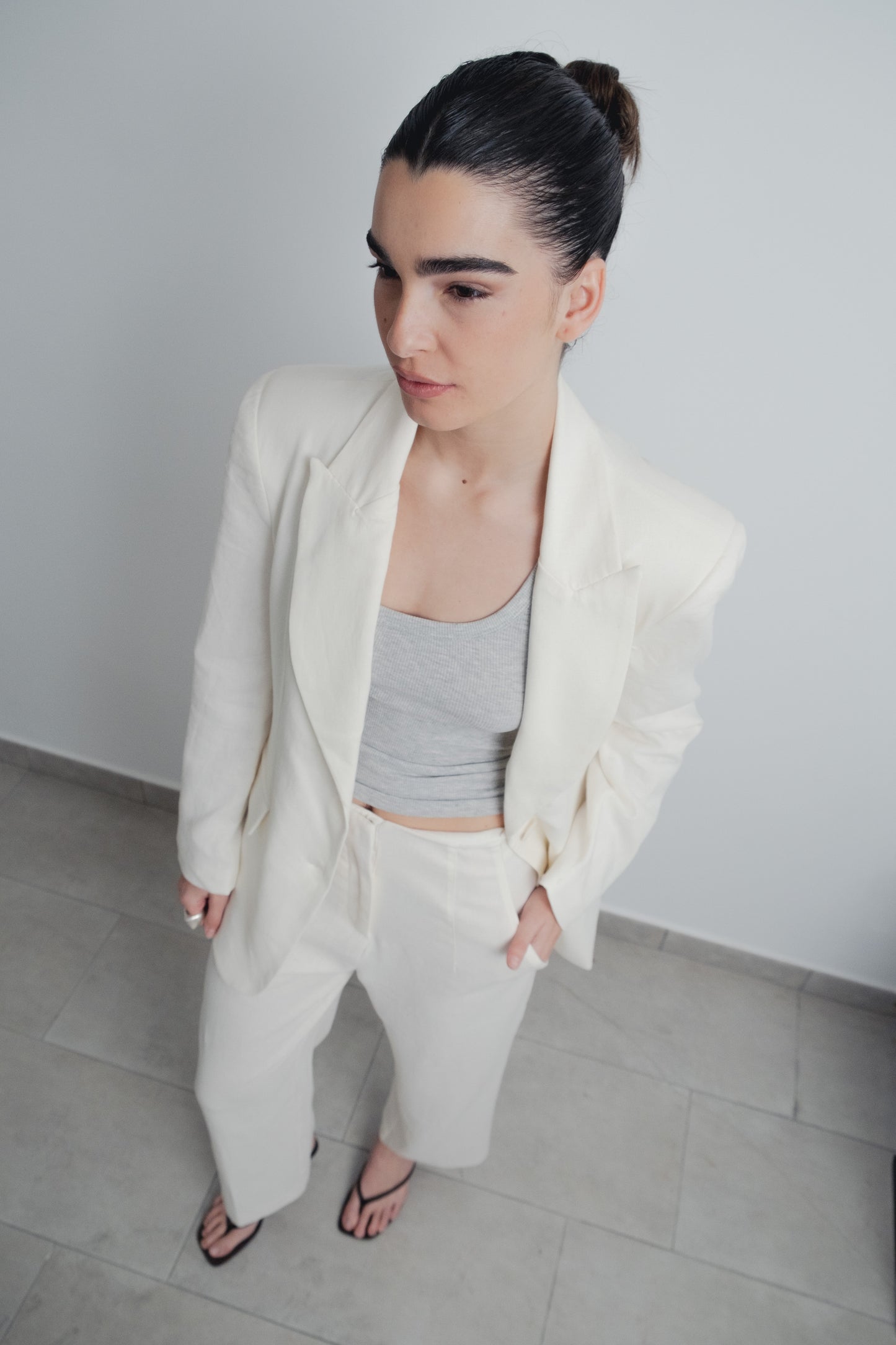 Pantalón lino crudo recto mujer diseño español