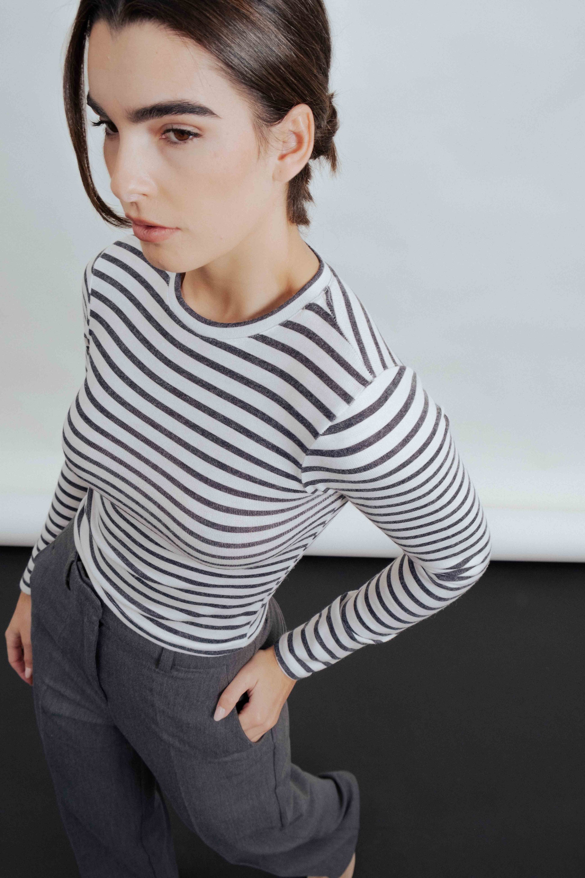 Camiseta manga larga crudo tejido elástico suave mujer