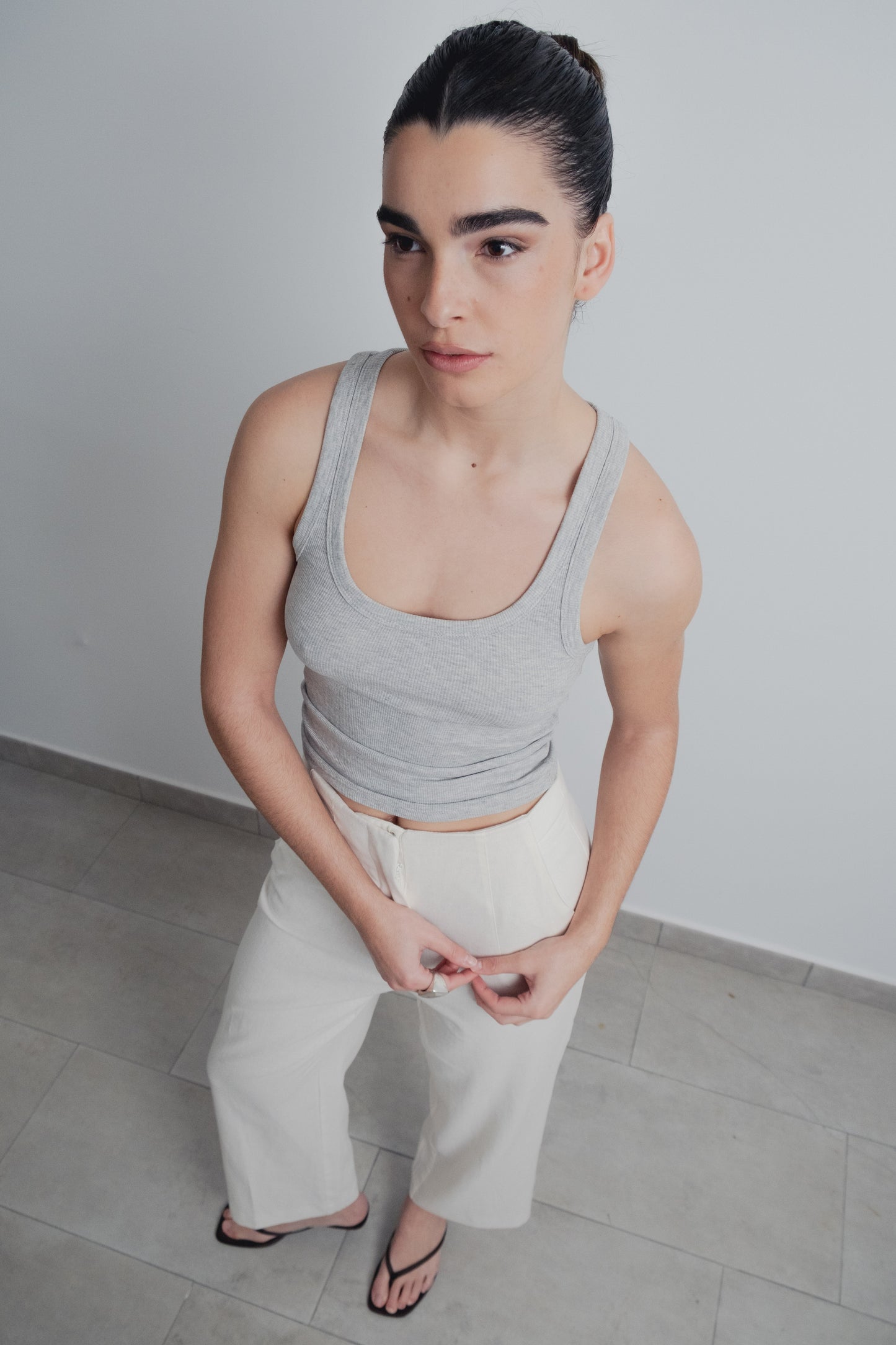 Pantalón lino crudo recto mujer diseño español