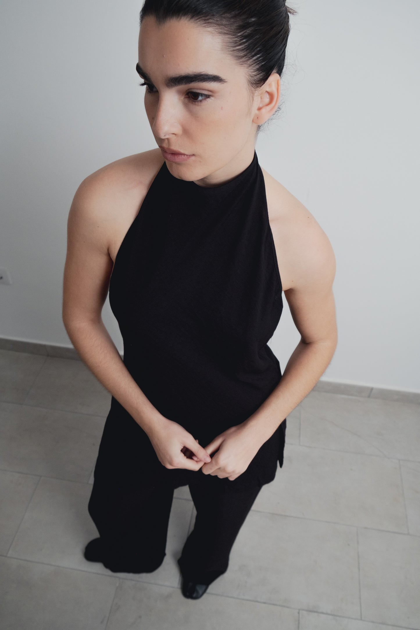 Pantalón fluido negro mujer pierna ancha