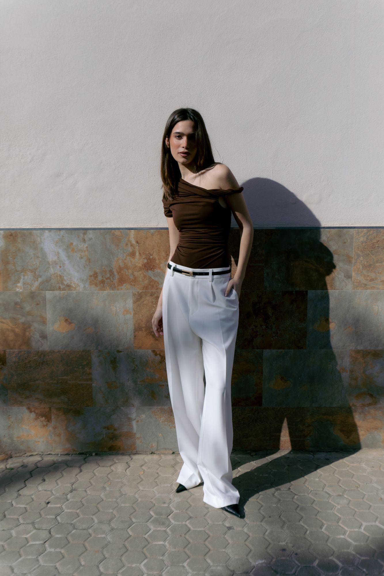 Pantalón de vestir crudo talle alto con pinzas estilo office