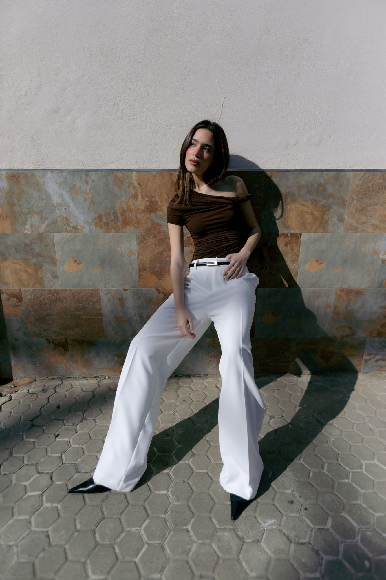 Pantalón de vestir crudo talle alto con pinzas estilo office