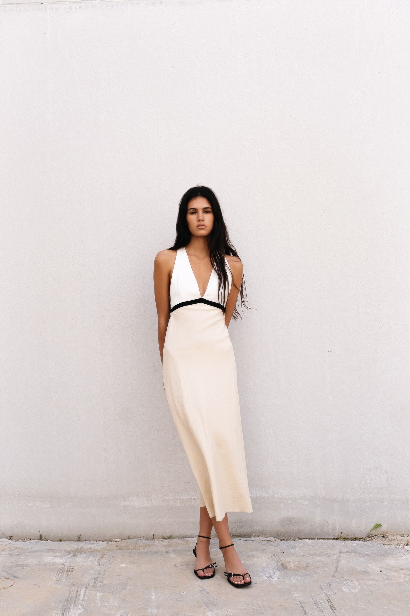 Vestido lino bicolor beige mujer diseño español