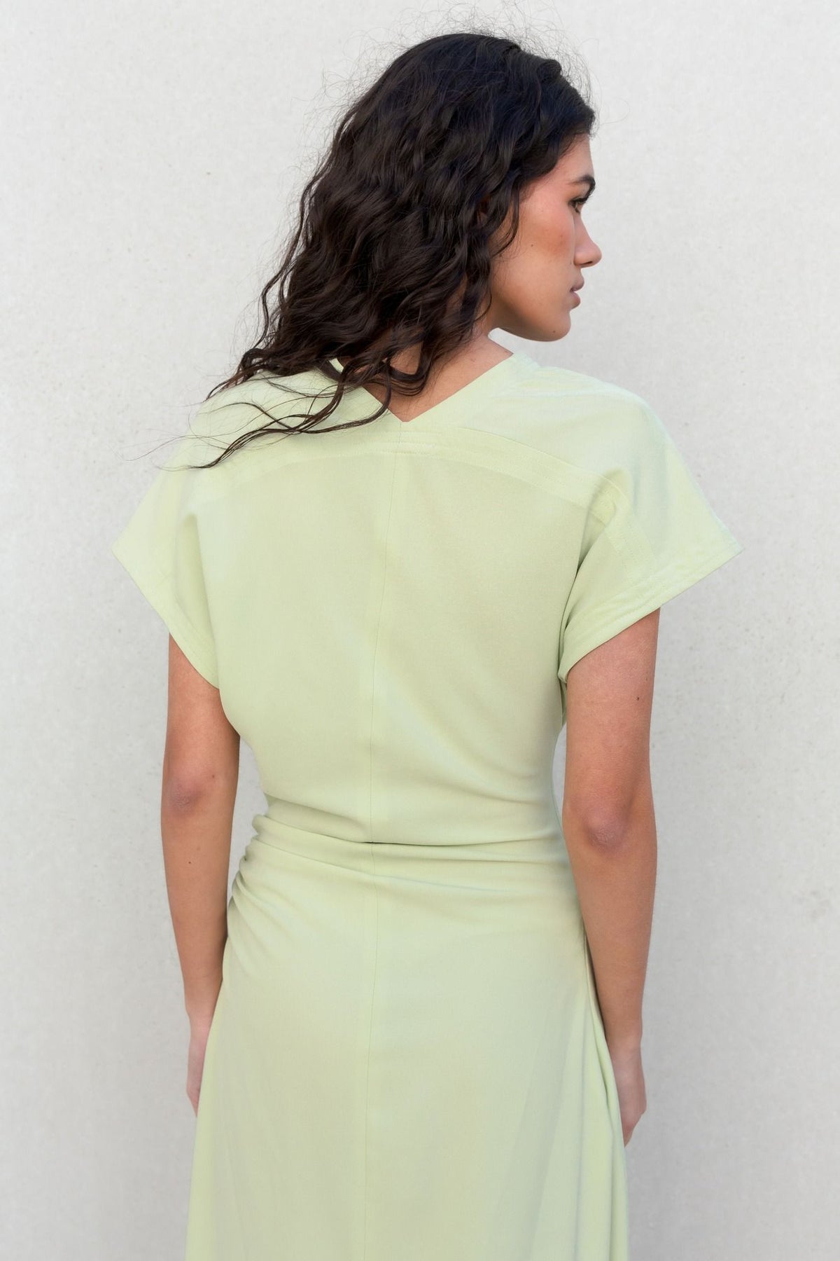 VESTIDO MIDI FRUNCES