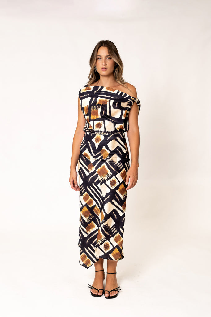 Cuerpo Asimétrico de una Manga con Estampado Étnico