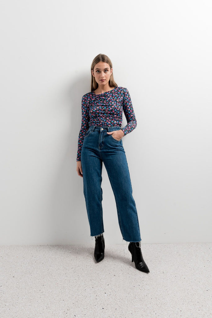 Camiseta asimétrica estampada de tirante fino