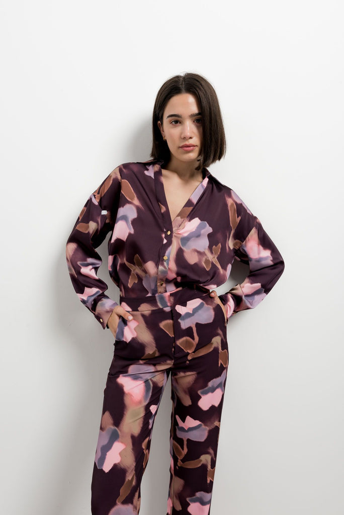 Pantalón recto/ancho de talle alto estampado