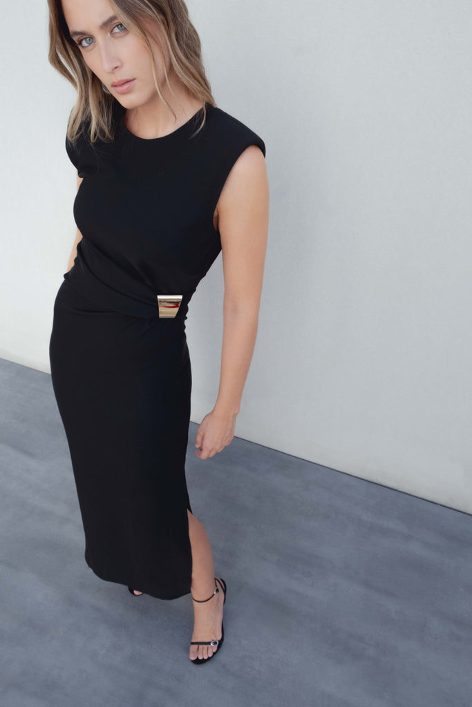 Vestido Midi Escote Pico y Aplique Dorado - Made in Spain