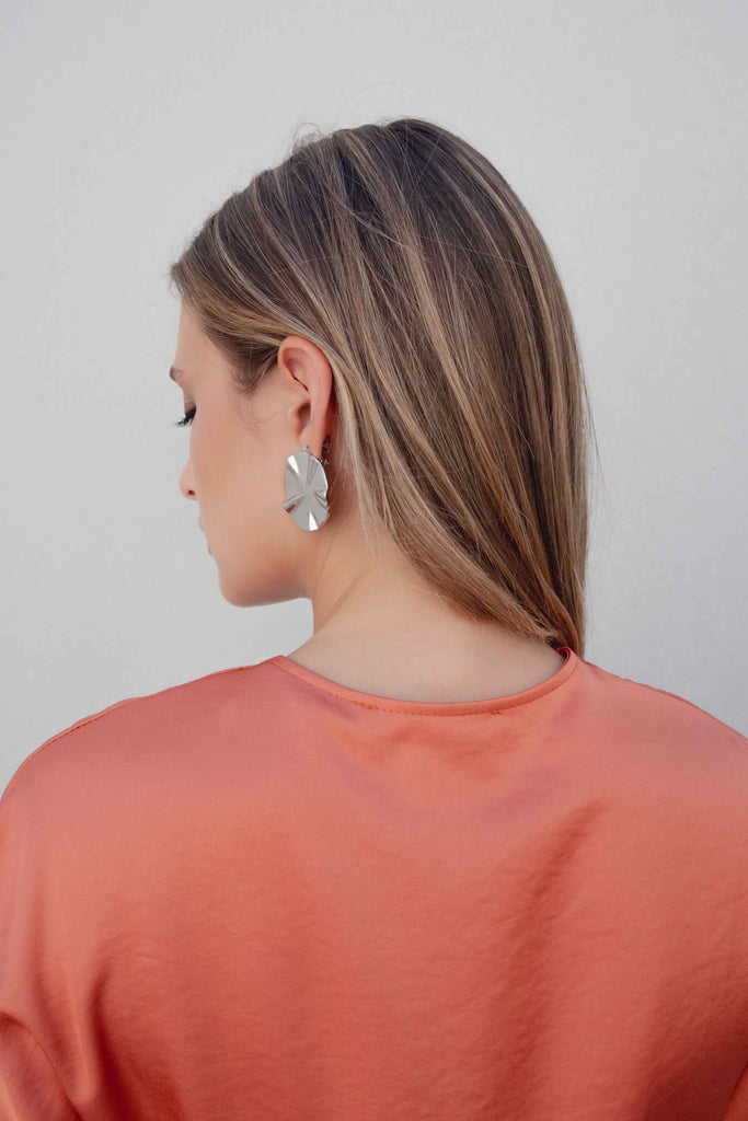 Vestido Mini Satinado de Tirantes