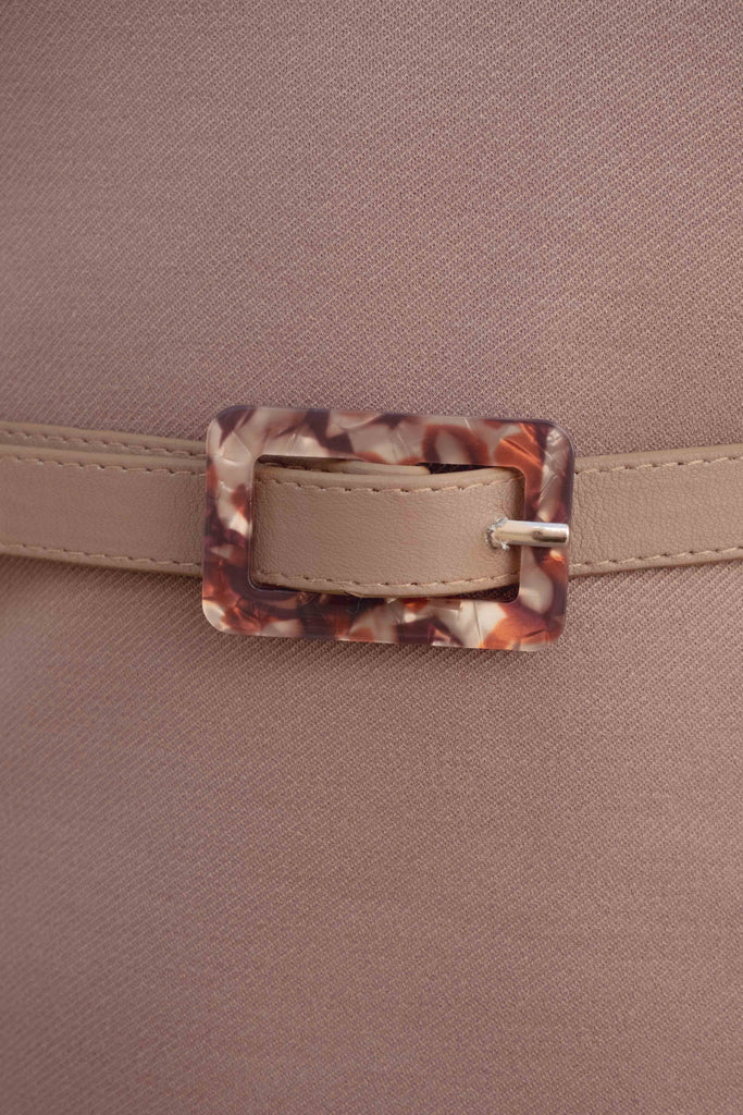 Cuerpo de Punto de Escote Redondo y Cinturón a Juego