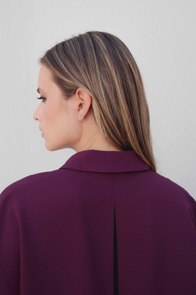 Camisa de Manga Vuelta con Cierre Frontal Oculto