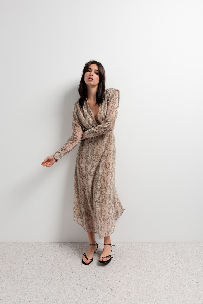 Vestido de gasa con estampado animal y volantes