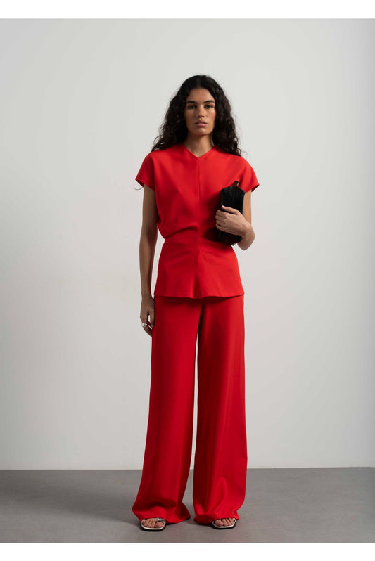 Pantalón palazzo de color rojo para mujer de Emarola & Co diseño Made in Spain